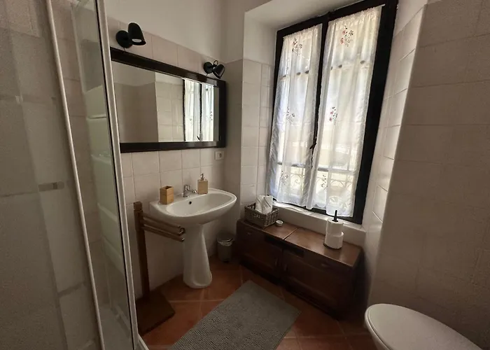 Ronco Oste לינה וארוחת בוקר